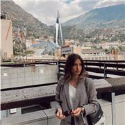 Profesora de inglés, lengua castellana y catalana a alumnos de los 5 a los 18 años
